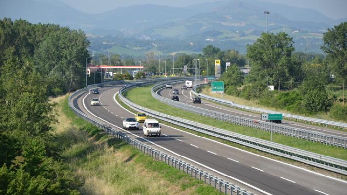 Autocisa chiusa da Fornovo a Parma  fra il 17 e il 18