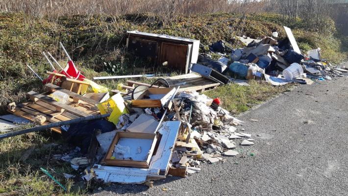 Discarica abusiva a Baganzola