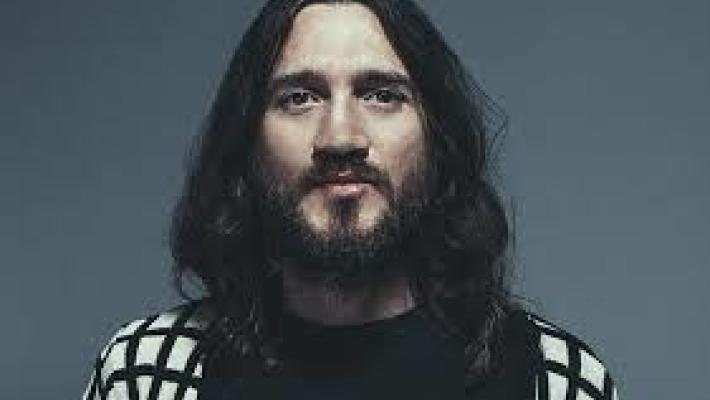  John Frusciante torna nei Red Hot Chili Peppers