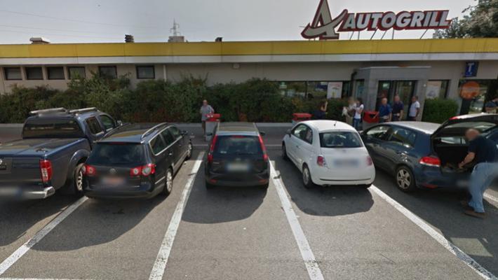 Dimenticano  100mila euro in gioielli all'autogrill: ritrovati e restituiti