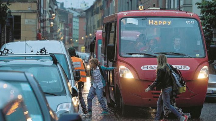 Borgo Lalatta, divieto di transito dalle 16:50 alle 17:30  nei giorni di scuola