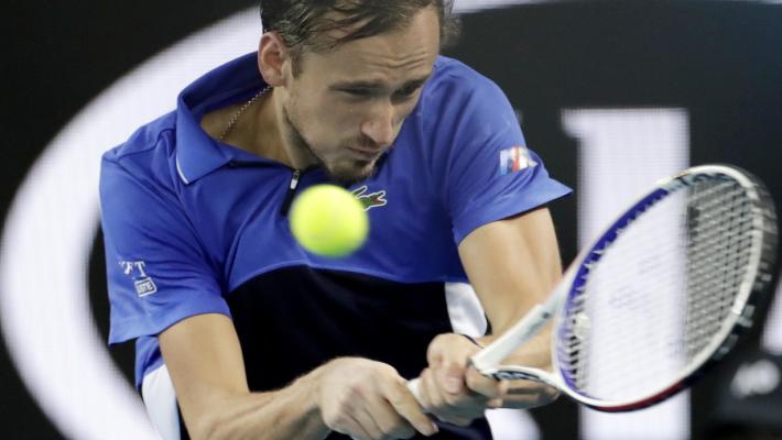 Australia, la Giorgi batte la Kuznetsova. Seppi ko al quinto set