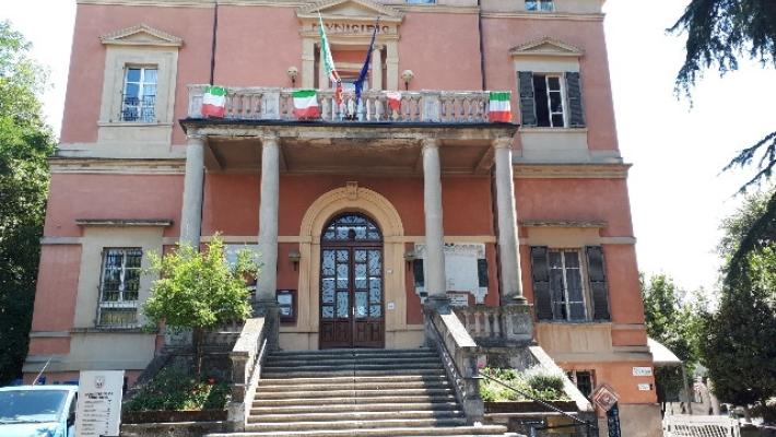 Caso Bibbiano, licenziati la Anghinolfi e il braccio destro Monopoli  