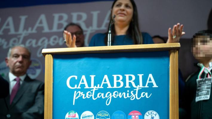 Calabria: la Santelli (centrodestra) sopra il 50% stacca nettamente Callipo 