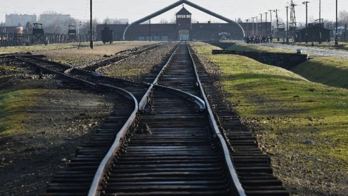 Giorno della Memoria:  "Non dimenticare gli orrori delle persecuzioni"