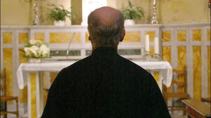 Presunti abusi sessuali su minori, indagati 9 religiosi a Prato