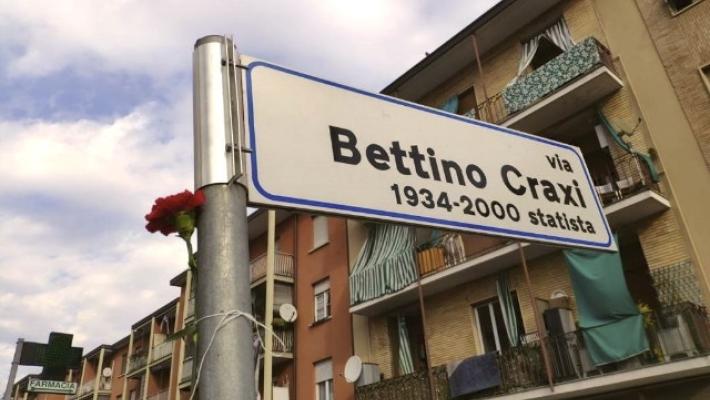 Una piazza per Craxi nel Padovano? Scoppia la polemica