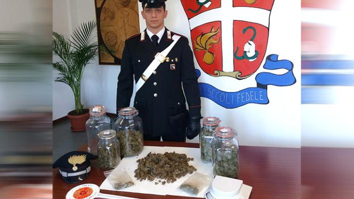 In garage il deposito della droga: arrestato operaio a Gattatico