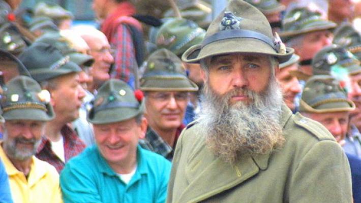 Censurata la Preghiera dell'alpino: è rivolta