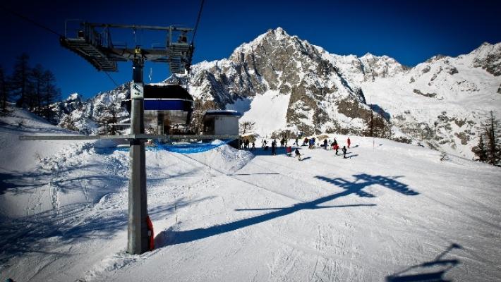 Paura contagio, milanesi non rientrano