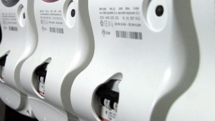 Bollette elettriche in calo di quasi l'11%  nel primo trimestre del 2024 per chi è rimasto nel mercato tutelato