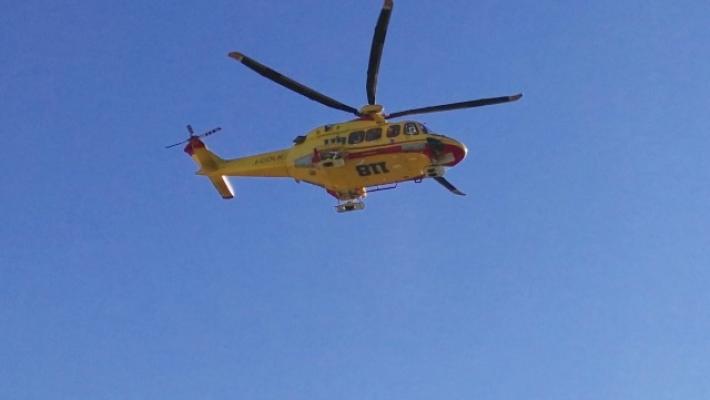 Operaio 19enne di un prosciuttificio di Bazzano si ferisce ad un braccio: trasportato con l'elicottero all'ospedale di Modena 