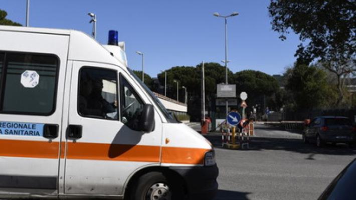Coronavirus, poliziotto allo Spallanzani, positivi familiari