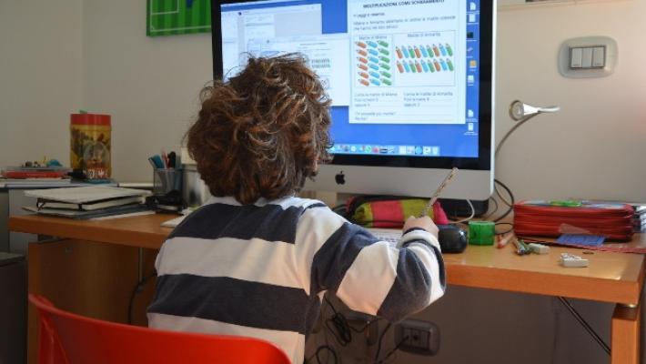 Padri non vedono figli, niente multe