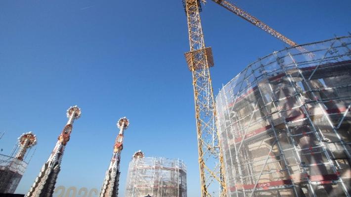Coronavirus, si ferma il cantiere della Sagrada Familia a Barcellona