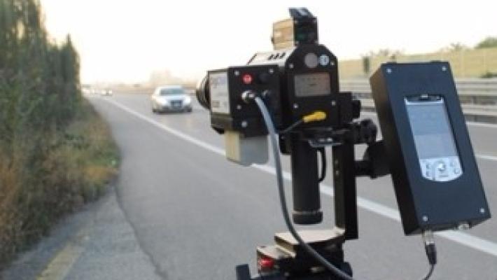 Pizzicato a 175 km/h  in città a Torino. Record cittadino e multa salata
