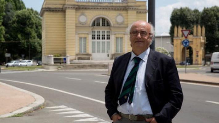 Gigi Notari: polizia e democrazia