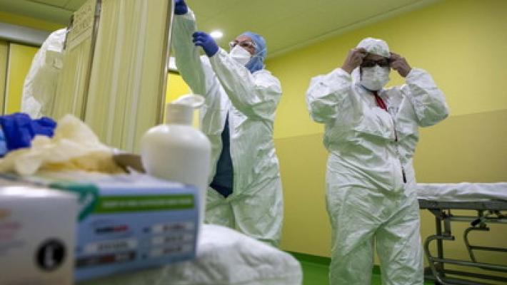 Delta e Omicron: si parla ora di doppia pandemia 