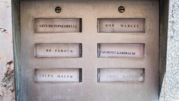 Il condominio delle «celebrità»