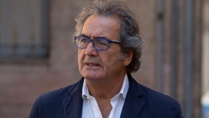 Fanelli: «Mai prelevato soldi dalle tasse versate per i master»