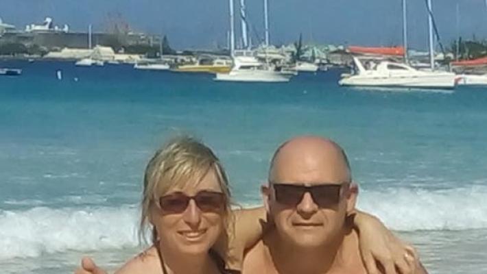 Coronavirus, sono tornati a casa i coniugi «bloccati» in mare per 5 settimane