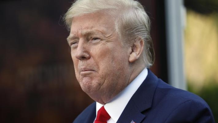 Trump nega ogni responsabilità per l'idea sui disinfettanti