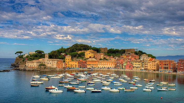 A Sestri Levante e Riva Trigoso spiagge aperte con controllo accessi e spazi