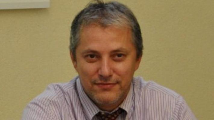 «Like» al Duce, Mori si dimette