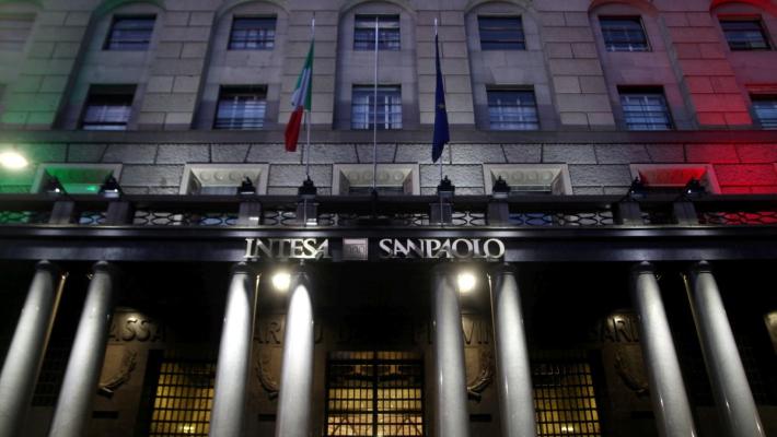 Intesa Sanpaolo, nel primo trimestre utile netto in rialzo