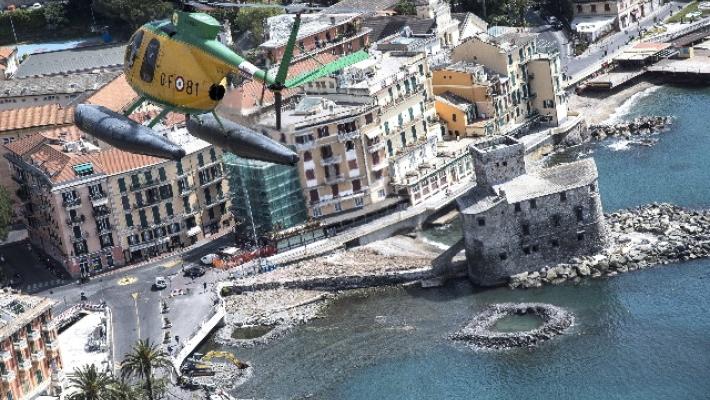 Rapallo, il bancomat non gli restituisce la tessera: lo danneggia con un grosso crocifisso