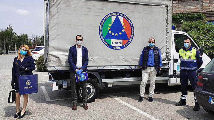 10 mila mascherine al Comune di Parma dall'Associazione cinese delle piccole e medie imprese 