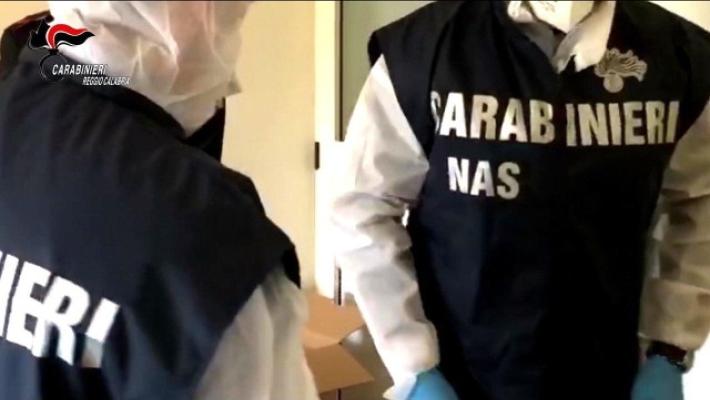 13 intossicati in un risto-bar dopo un pranzo con il tonno: sospesa l'attività