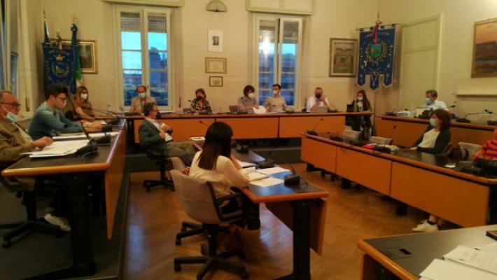 Collecchio, polemica in Consiglio sulle irregolarità Inps