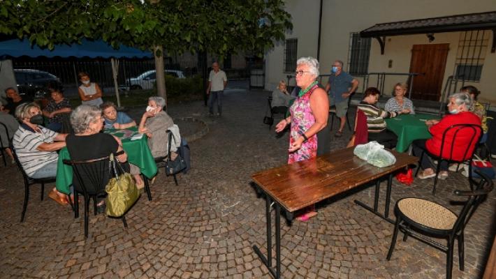 Felino, l'ultimo burraco al circolo degli anziani. La presidente: &laquo;Avrete il rimorso di averci cacciato&raquo;.