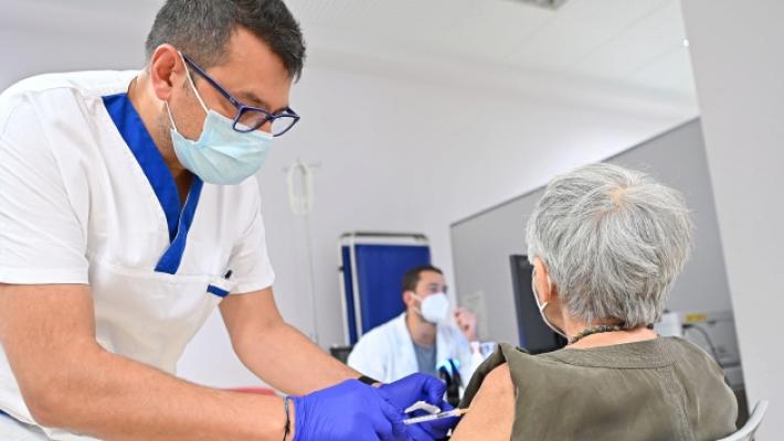 La pandemia dei non vaccinati, nel Parmense sono 40mila