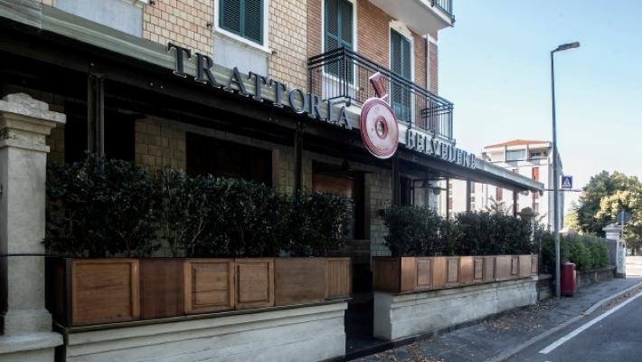 In fumo la cucina della trattoria &laquo;Belvedere&raquo;
