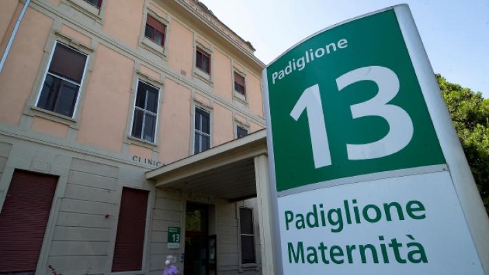 Quei figli indesiderati: a Parma ci sono il parto anonimo e la culla degli esposti