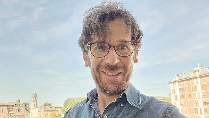 Carlini, parmigiano d'adozione: «Scrivere? Il ritorno alla vita»