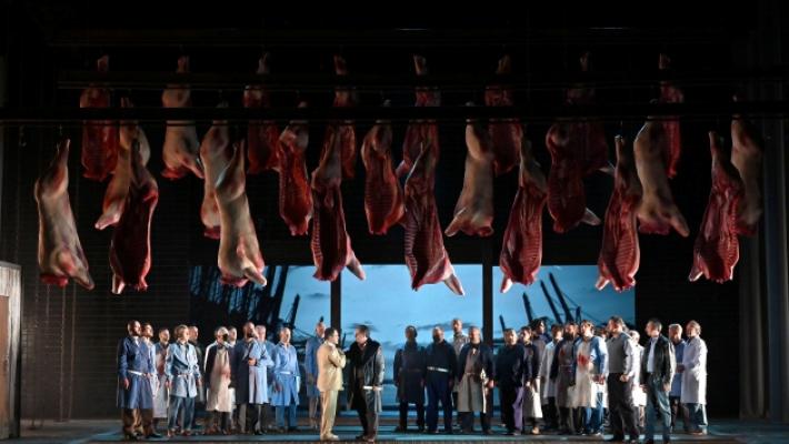 «Simon Boccanegra»: applausi a i cantanti, «buu» alla regista