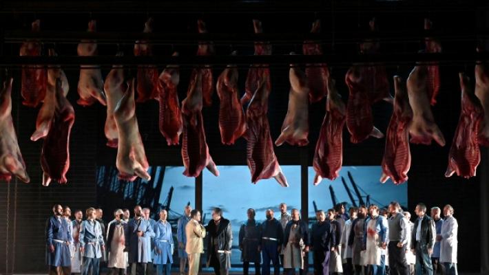 Le pagelle del «Simon Boccanegra» nel mattatoio