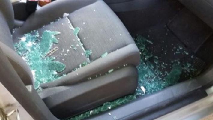 Raid dei topi d'auto anche nel parcheggio coperto