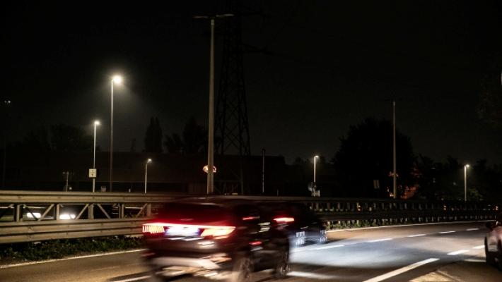 Tangenziale, ponte De Gasperi e due svincoli al buio