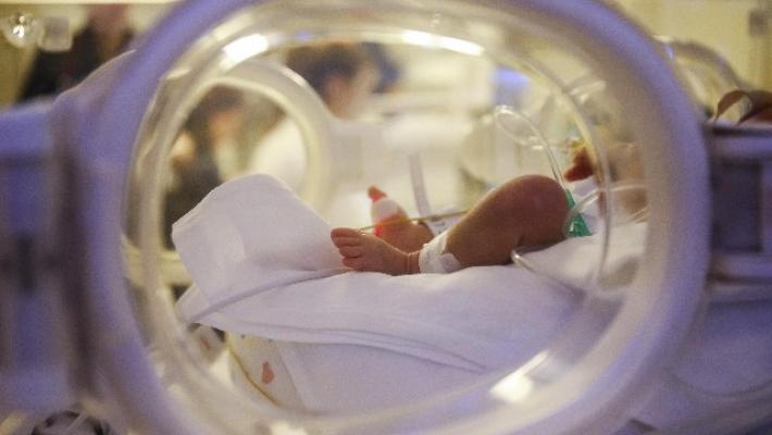 In coma porta a termine gravidanza, ora fuori pericolo