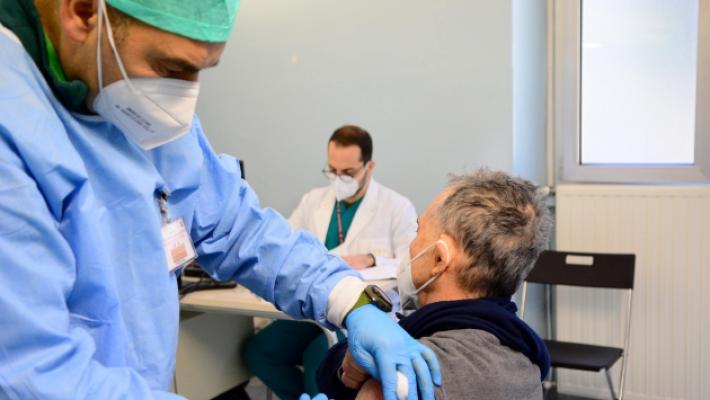 Nel 2022 somministrati 300mila vaccini, «ma la campagna non è finita»