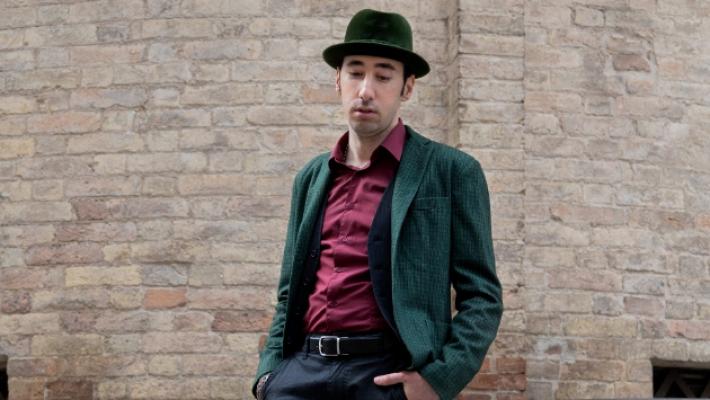 Il parmigiano Roberto Aurelio: «Così canto il nostro tempo»