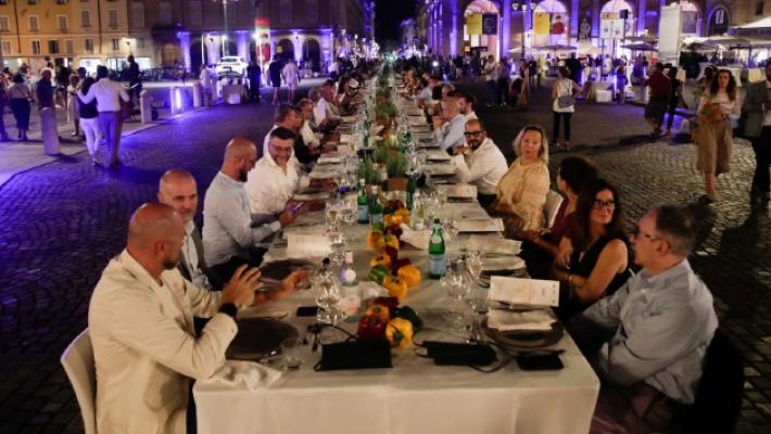 La Cena dei Mille cambierà pelle? Il dibattito è aperto
