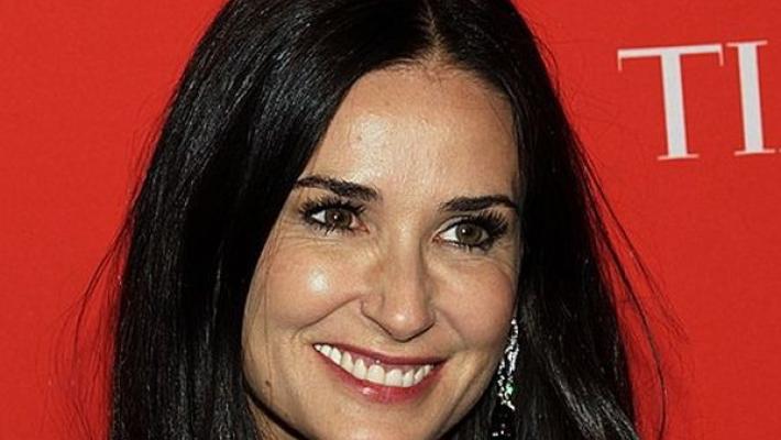 Demi Moore nel cast del film "Songbird" sulla pandemia
