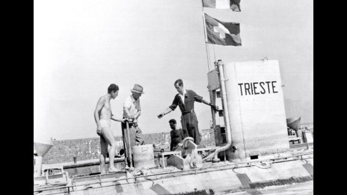 Nella Fossa delle Marianne come il padre nel'60 col batiscafo Trieste