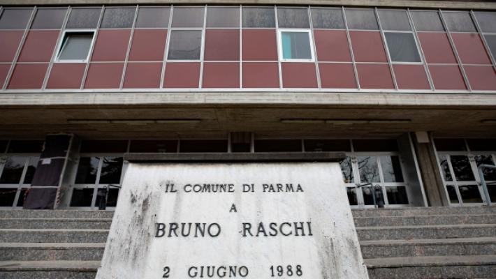 PalaRaschi, «sì» al progetto per rifare il tetto