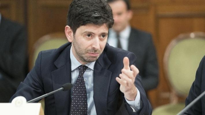 Speranza, pandemia non si spegne premendo pulsante off
